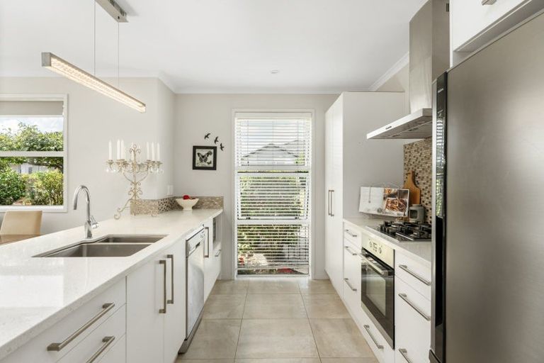 Photo of property in 10 Capstan Close, Pyes Pa, Tauranga, 3112