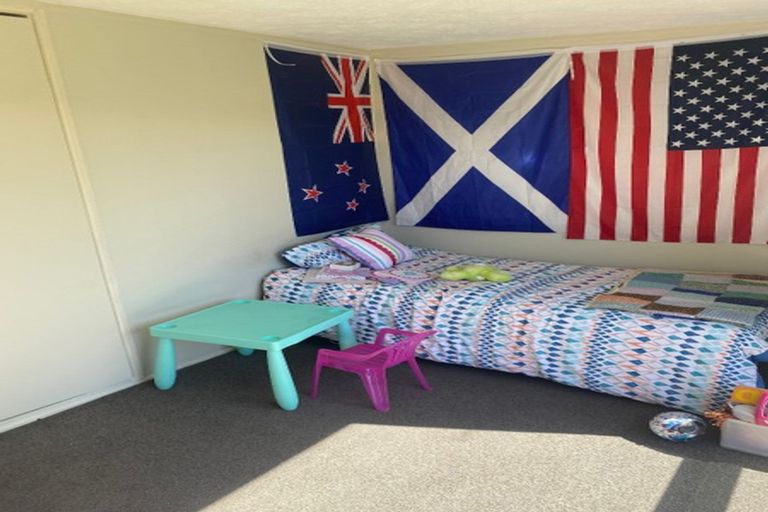 Photo of property in 122 Dunlop Street, Wallacetown, 9816