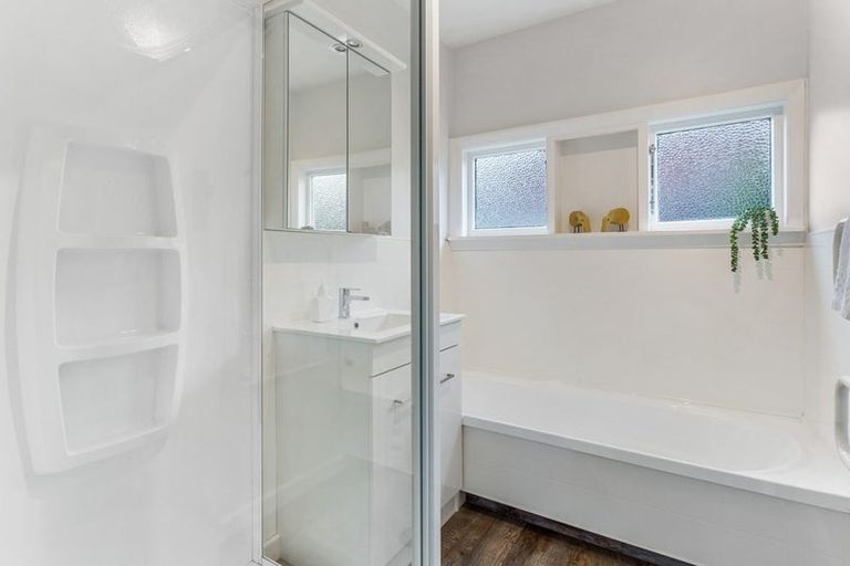 Photo of property in 5 Hillmorton Street, Hillmorton, Christchurch, 8024