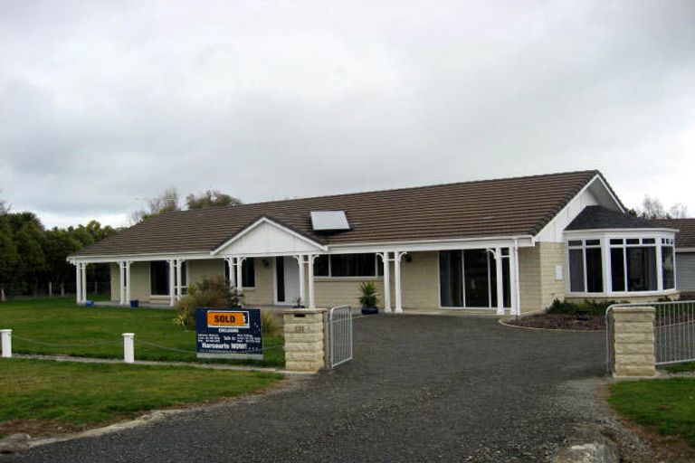 Photo of property in 129 Kent Street, Carterton, 5713