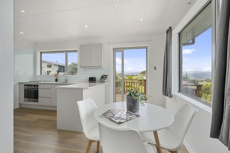 Photo of property in 248 Dowse Drive, Maungaraki, Lower Hutt, 5010