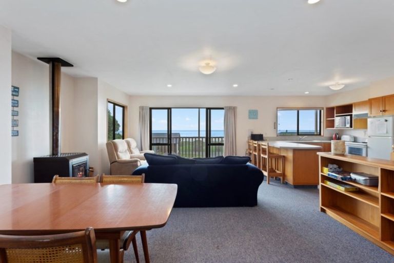 Photo of property in 12 Buxton Place, Gore Bay, Cheviot, 7383