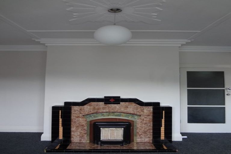 Photo of property in 53 Manor Place, Dunedin Central, Dunedin, 9016