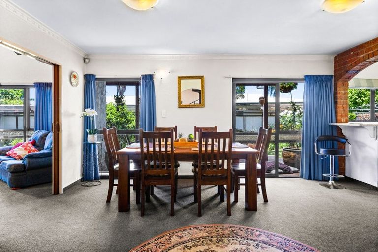 Photo of property in 35 Ngarimu Crescent, Taradale, Napier, 4112