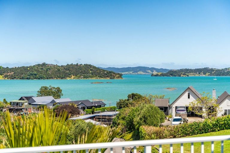 Photo of property in 92 Ritchie Road, Parua Bay, Whangarei, 0174