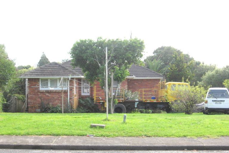 Photo of property in 1 Mountfort Street, Manurewa, Auckland, 2102