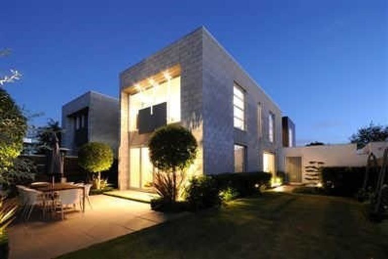 Photo of property in 7 Cox Street, Merivale, Christchurch, 8014