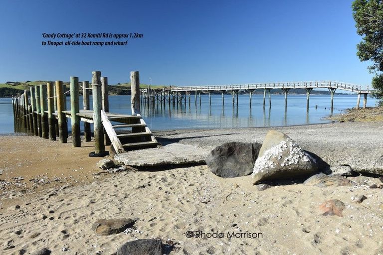 Photo of property in 32 Komiti Road, Tinopai, 0593