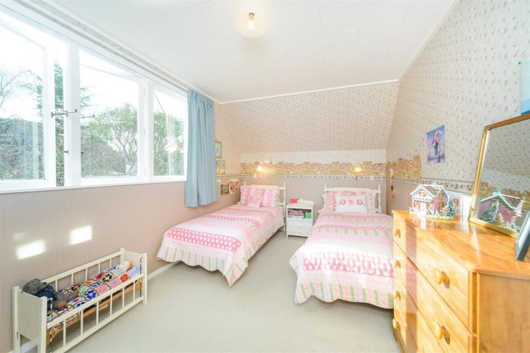 Photo of property in 35 Wanganui Road, Marton, 4710