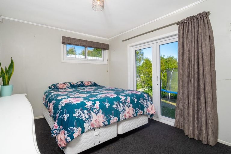 Photo of property in 67 Waitakere Road, Waitakere, Auckland, 0816