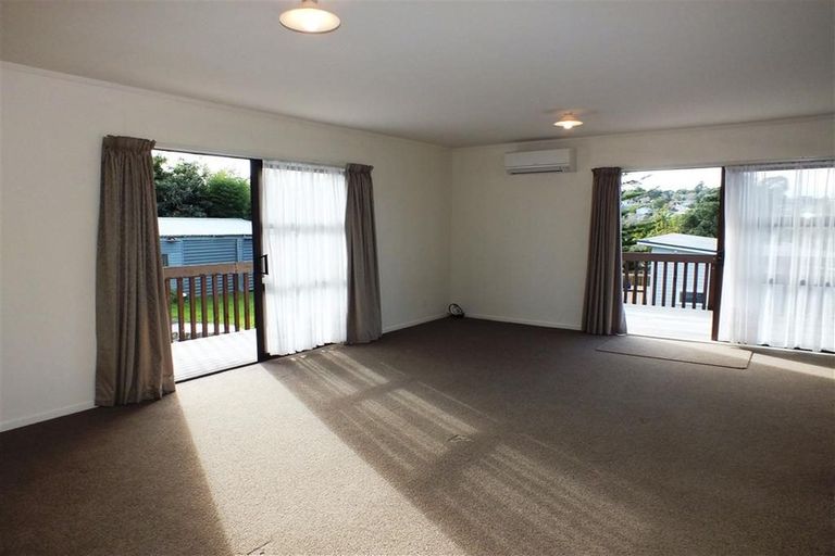Photo of property in 420 Whangaparaoa Road, Stanmore Bay, Whangaparaoa, 0932