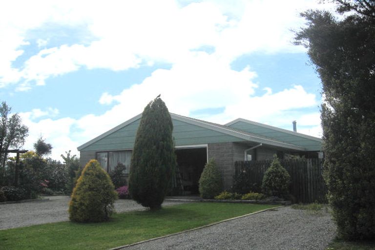 Photo of property in 2 Rimu Place, Oxford, 7430