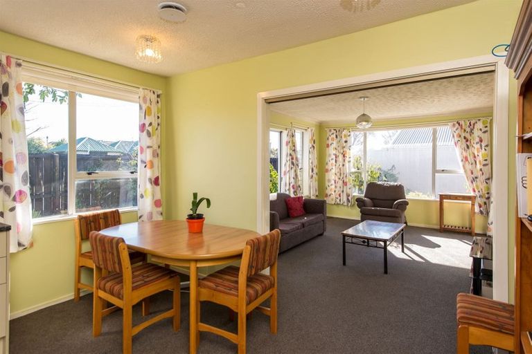 Photo of property in 1/1 Solway Avenue, Ilam, Christchurch, 8041