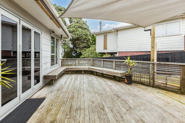 Photo of property in 184 Conclusion Street, Ascot Park, Porirua, 5024
