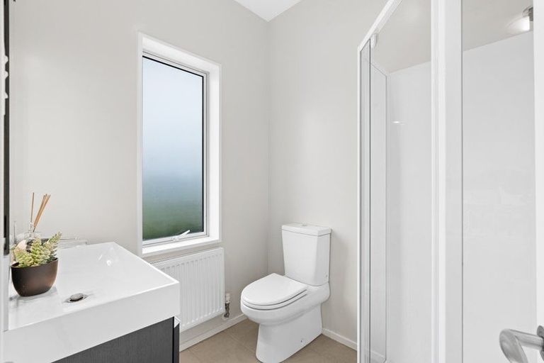 Photo of property in 3 Whitcombe Place, Darfield, 7571