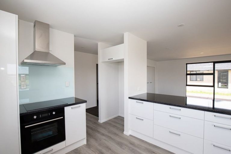 Photo of property in 17 Costello Drive, Ngatea, 3503