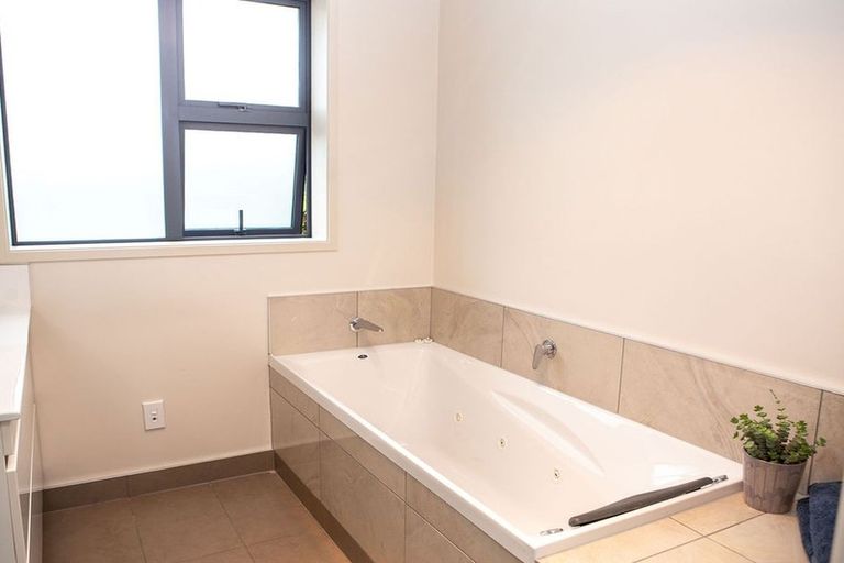 Photo of property in 31 Whitcombe Terrace, Hokitika, 7810