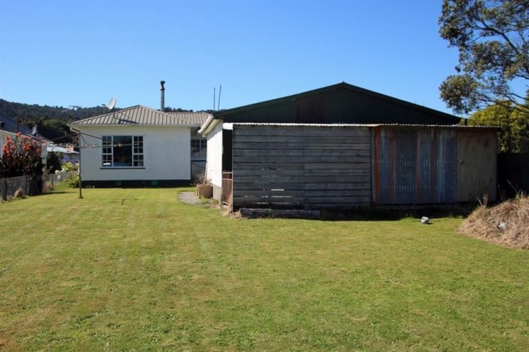 Photo of property in 10 Elizabeth Street, Greymouth, 7805