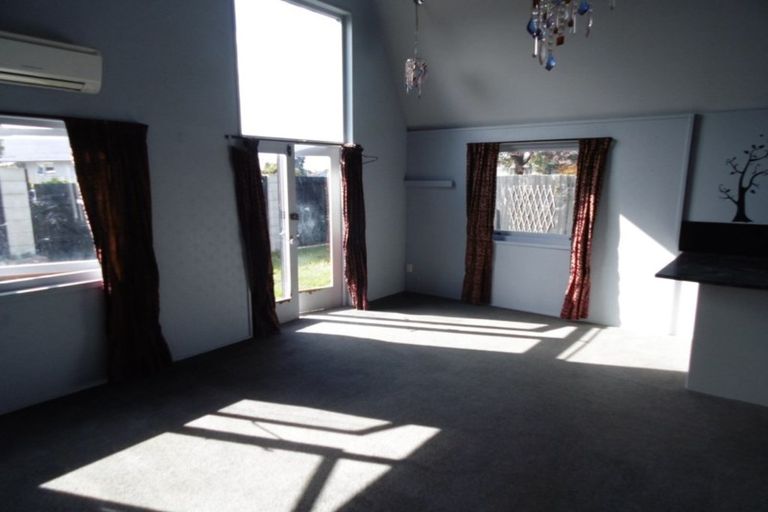 Photo of property in 4 Korora Street, Bromley, Christchurch, 8062