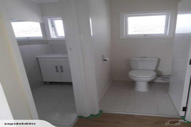 Photo of property in 1/26 Bayswater Avenue, Bayswater, Auckland, 0622