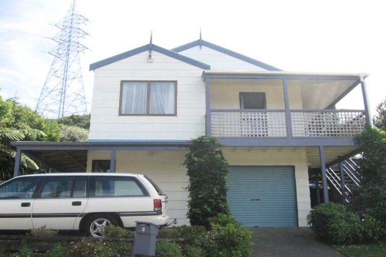 Photo of property in 3 Kilgour Way, Crofton Downs, Wellington, 6035