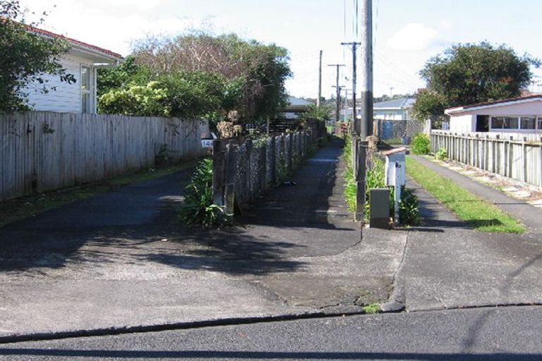 Photo of property in 2/14 Latham Avenue, Pakuranga, Auckland, 2010