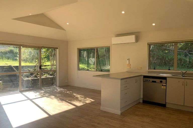 Photo of property in 19 Waitaki Street, Henderson, Auckland, 0612