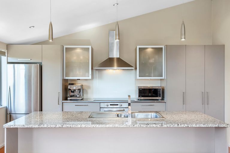 Photo of property in 186b Old Titirangi Road, Titirangi, Auckland, 0604