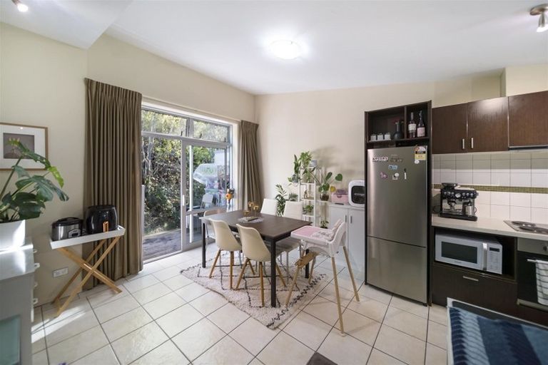 Photo of property in Greenstone Terraces, 20/716 Frankton Road, Queenstown, 9300