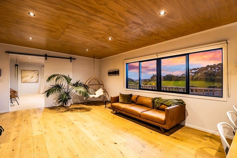 Photo of property in 22b Saint Ives Grove, Whalers Gate, New Plymouth, 4310
