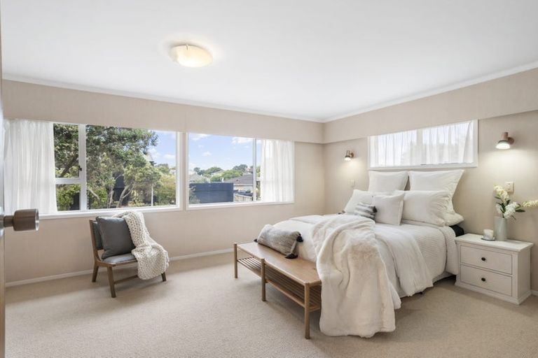 Photo of property in 91a Kiwi Esplanade, Mangere Bridge, Auckland, 2022