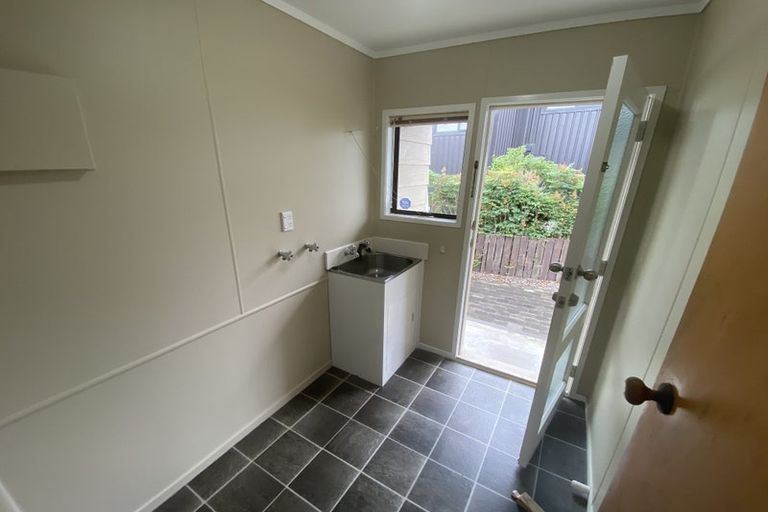 Photo of property in 29 Gilbass Avenue, Hamilton Lake, Hamilton, 3204