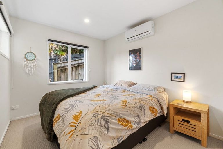 Photo of property in 3a Katrina Place, Massey, Auckland, 0614
