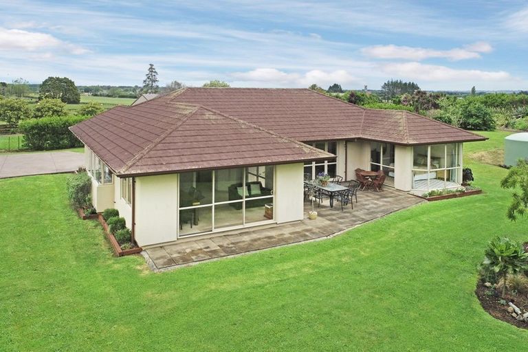 Photo of property in 57 Old Barn Road, Opaheke, Papakura, 2584