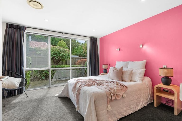 Photo of property in 2 Kinrara Place, Halswell, Christchurch, 8025