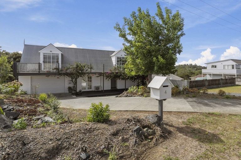 Photo of property in 4 Gould Street, Russell, 0202