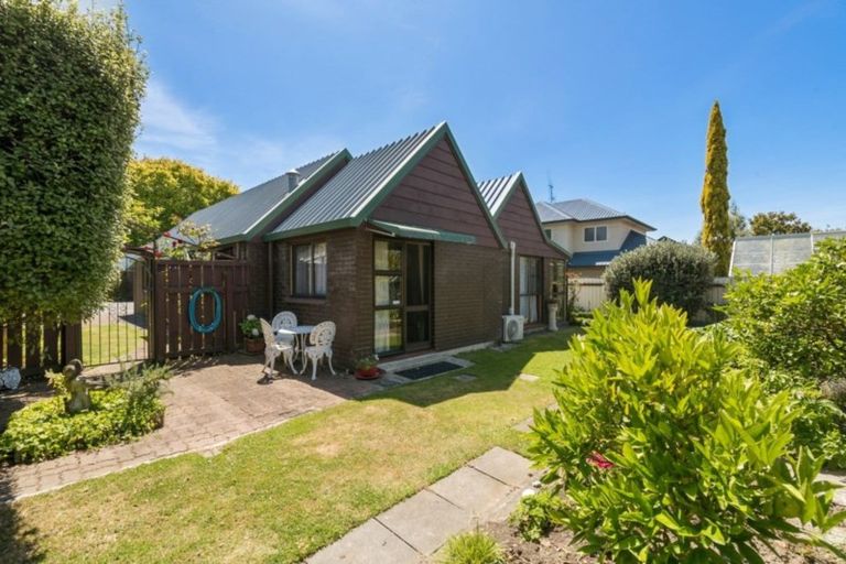 Photo of property in 52b Te Awe Awe Street, Hokowhitu, Palmerston North, 4410