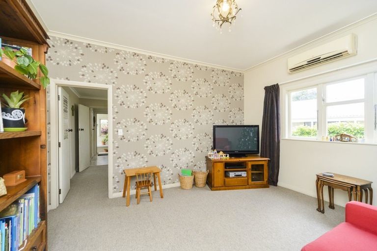 Photo of property in 26 Lincoln Street, Ashhurst, 4810