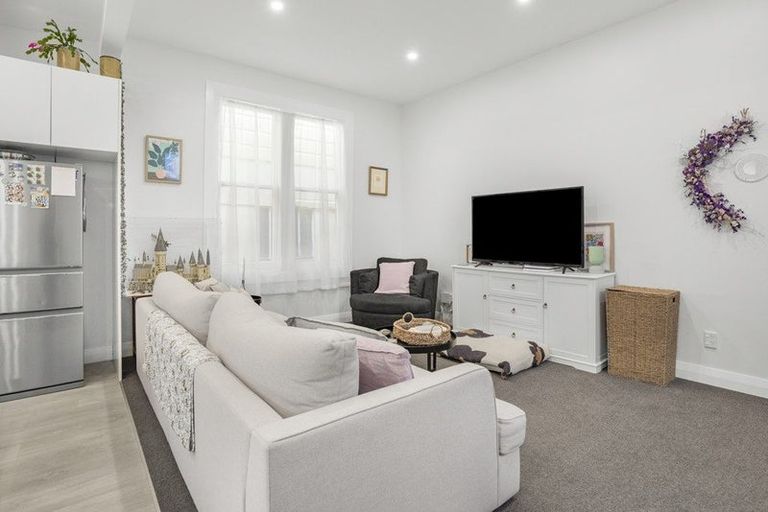 Photo of property in 16 Herald Street, Berhampore, Wellington, 6023