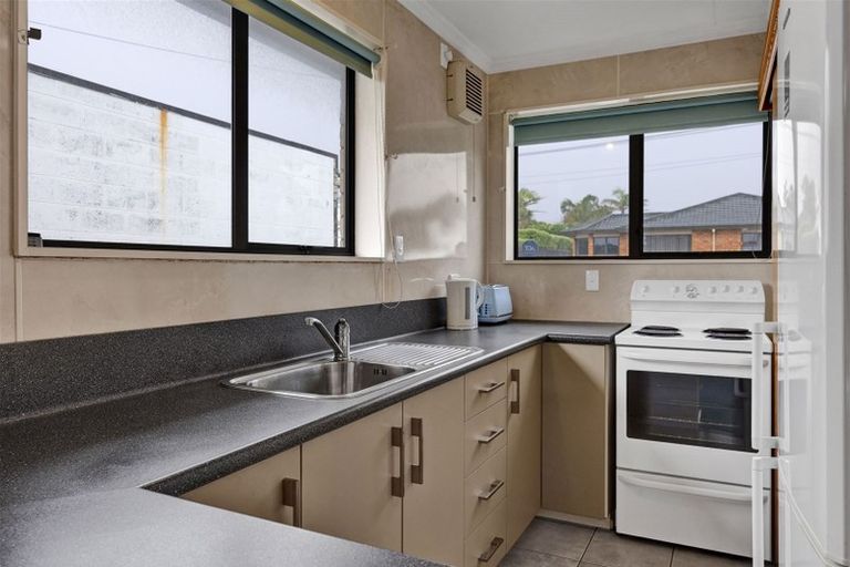 Photo of property in 19a Karamu Street, Strandon, New Plymouth, 4312