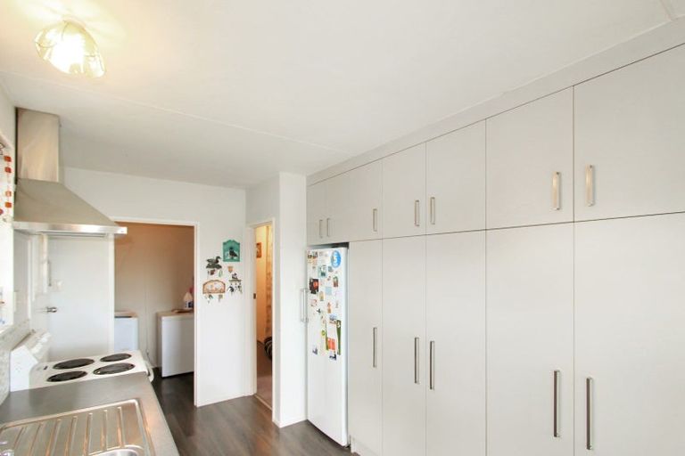 Photo of property in 17 Kiwi Street, Pahiatua, 4910