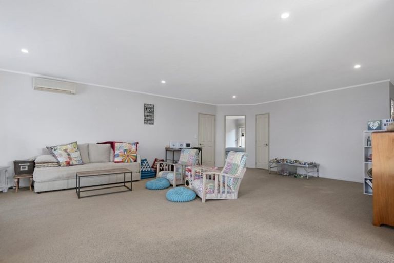 Photo of property in Diamond Sands, 2/644 Grenada Street, Papamoa Beach, Papamoa, 3118