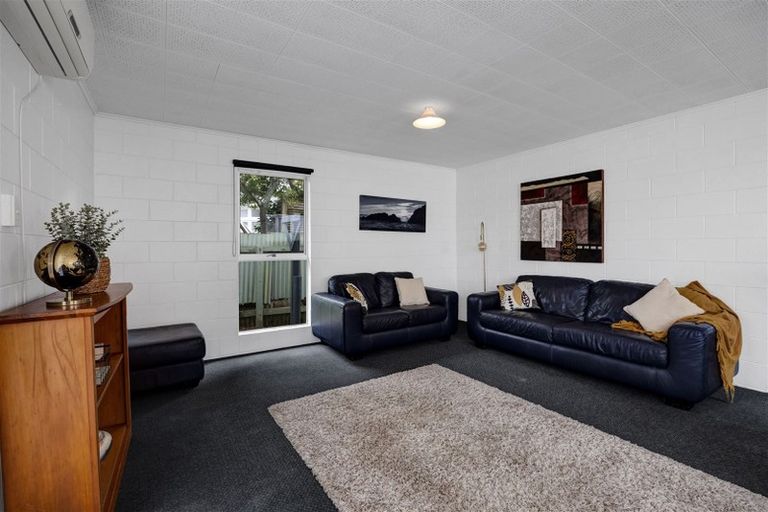 Photo of property in 74a Barrett Street, Westown, New Plymouth, 4310