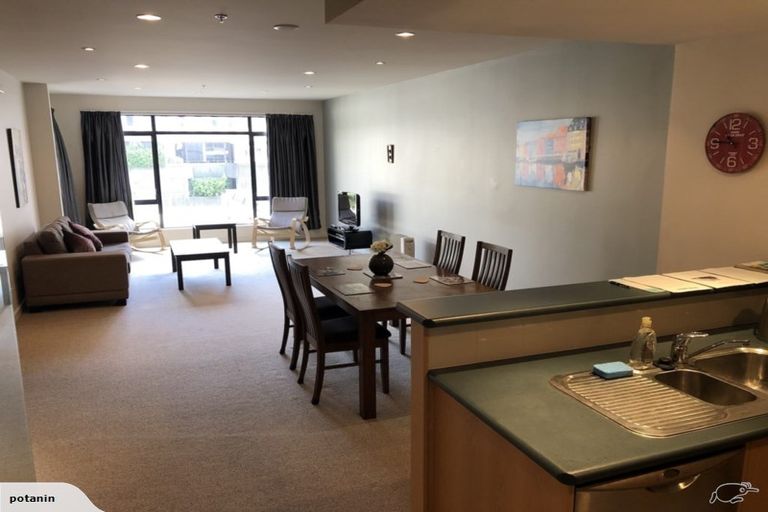 Photo of property in Kate Sheppard Apartments, 4h/42 Molesworth Street, Thorndon, Wellington, 6011