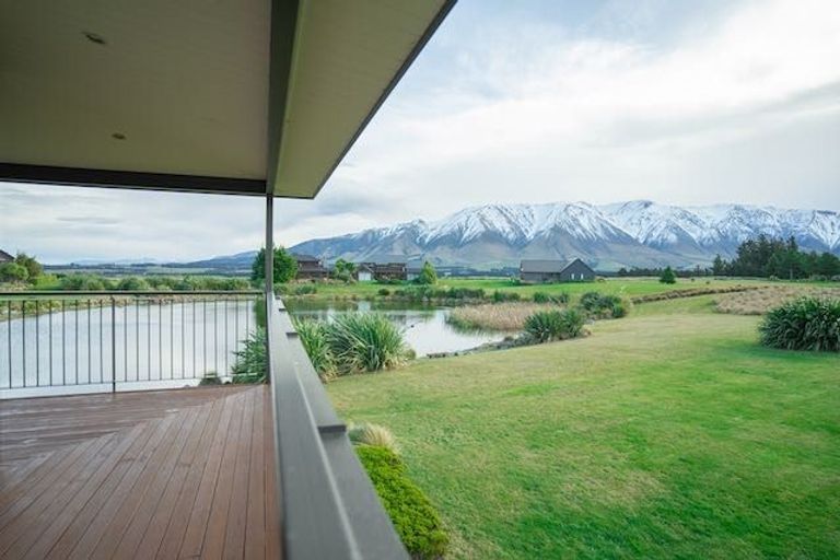 Photo of property in 623 Coleridge Road, Windwhistle, Hororata, 7572