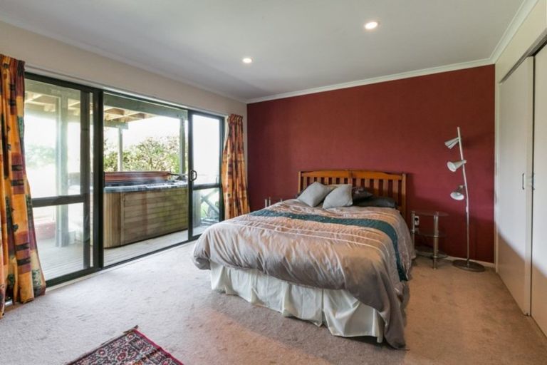 Photo of property in 17 Bell Street, Clive, 4102