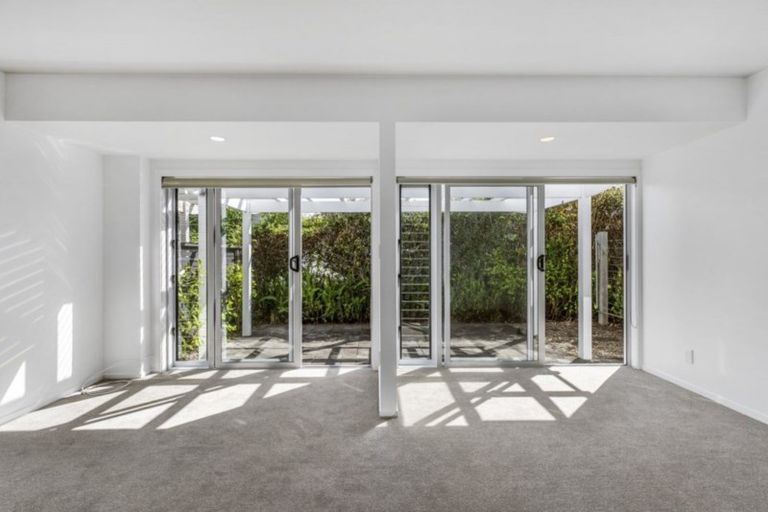 Photo of property in 3/37 Waipa Street, Birkenhead, Auckland, 0626