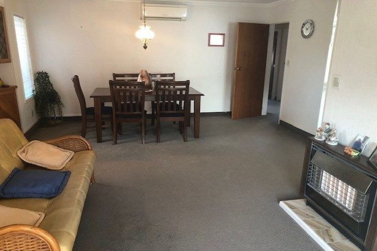 Photo of property in 3 Comeskey Grove, Elderslea, Upper Hutt, 5018