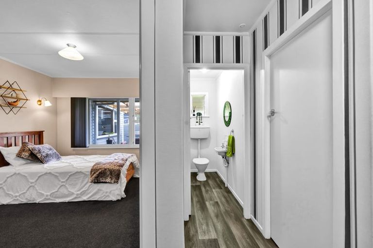 Photo of property in 15 Ariel Street, Stratford, 4332