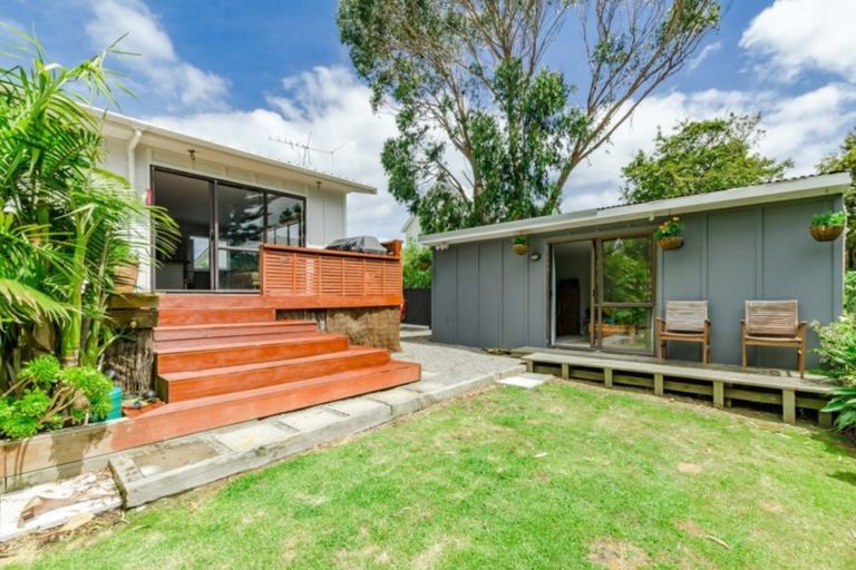 Photo of property in 3b Campion Road, Waikanae Beach, Waikanae, 5036